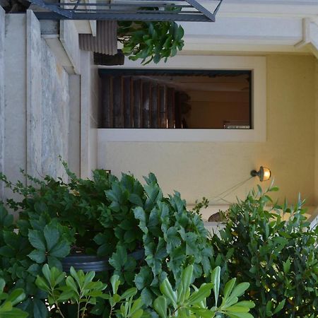 Apartments Serenity Supetar Bagian luar foto