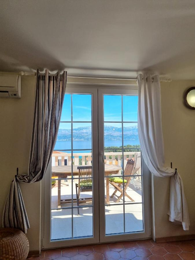 Apartments Serenity Supetar Bagian luar foto